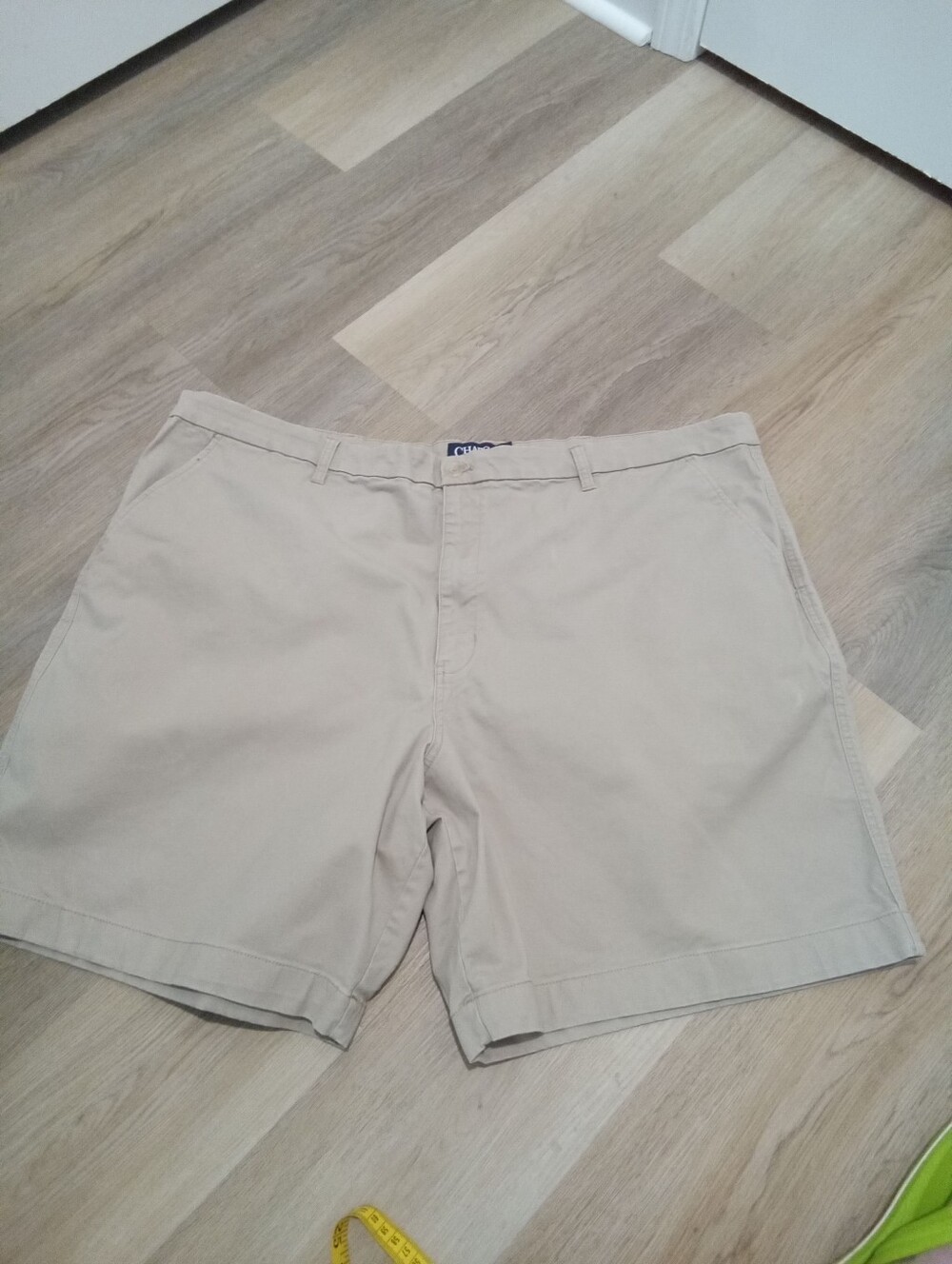 Chaps Stretch Men's Big & Tall Size 48 Flat-Front Chino Style Khaki Shorts